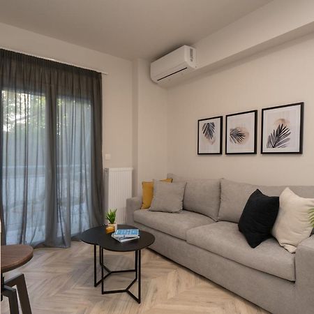 Charming Two Bedrooms Apartment Walk To Acropolis Atenas Exterior foto