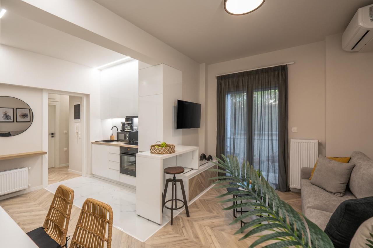 Charming Two Bedrooms Apartment Walk To Acropolis Atenas Exterior foto